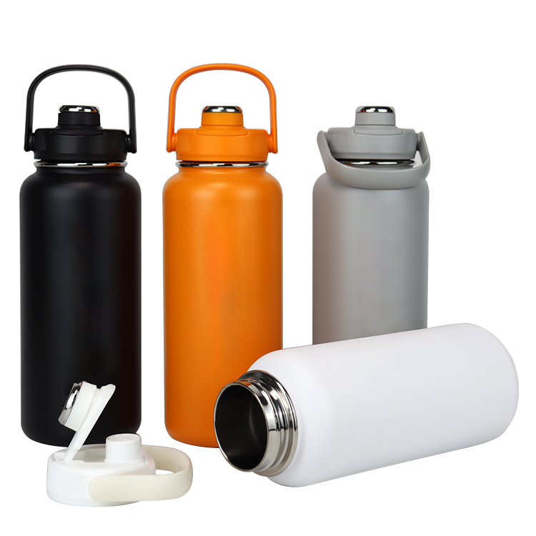 Insulated Water Bottle with Straw Lid